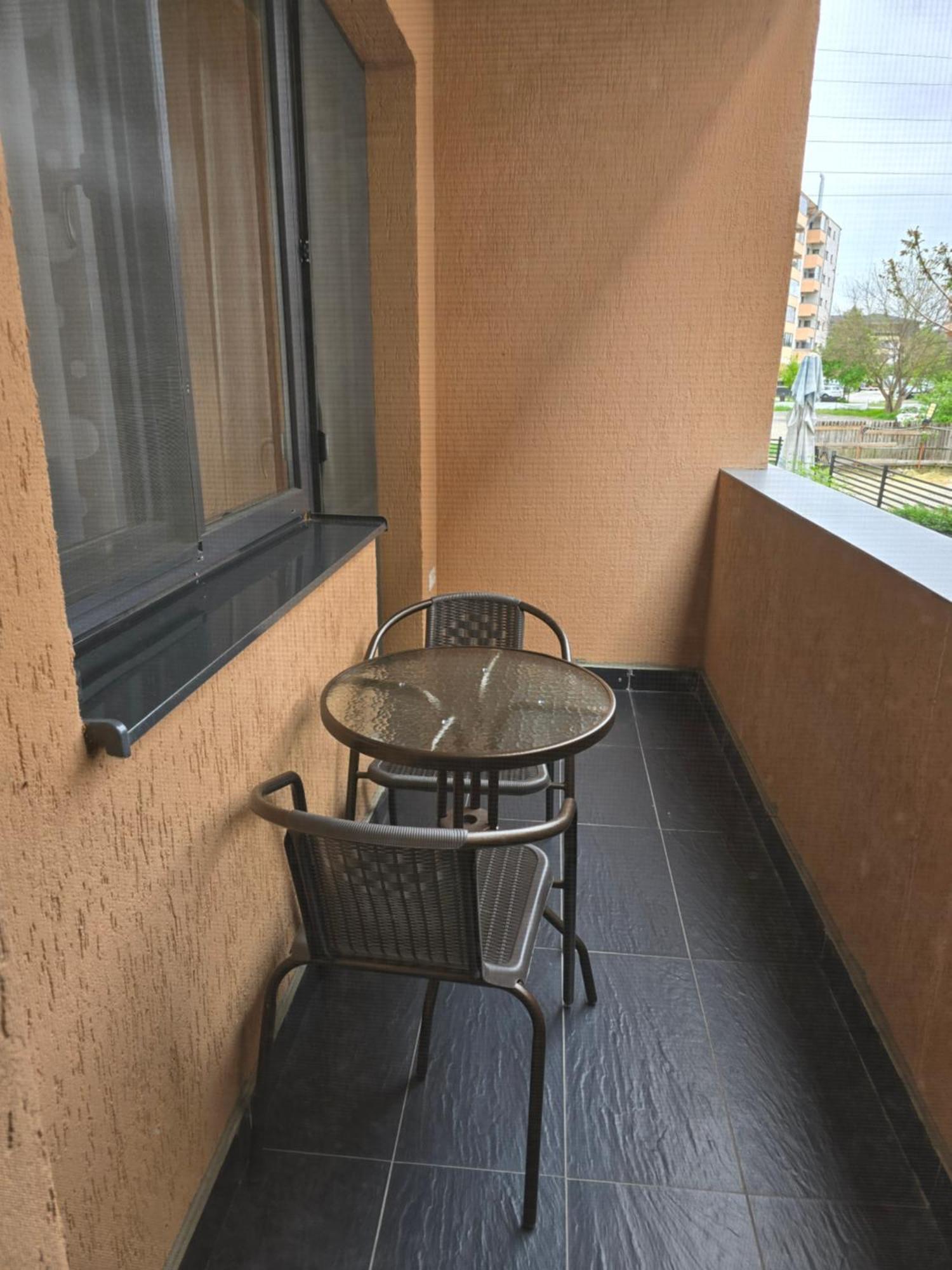 Apartament Mihaela Râmnicu Vâlcea Exteriör bild